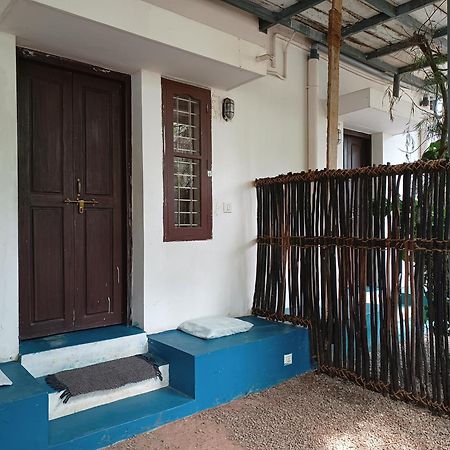 Hostel Calaila Varkala Exterior foto